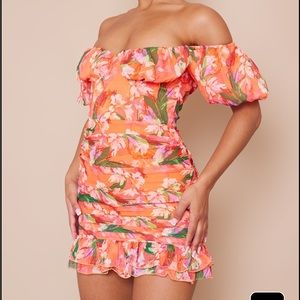 Pretty Little Thing Peach Tropical Bodycon Dress